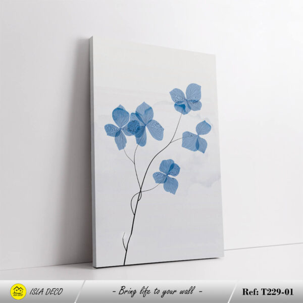 Art Floral Moderne avec Fleurs Bleues sur Fond Blanc – Image 3