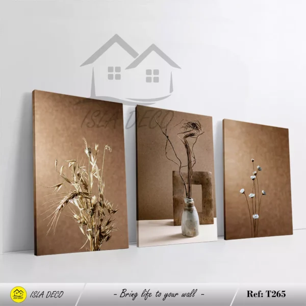 Triptyque Élégant avec Plantes Seches Sur Fond Marron